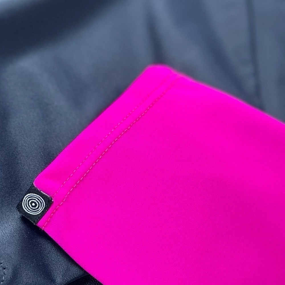 🅽🅴🆆 𝗥𝗔𝗥𝗘 𝐏𝐋𝐀𝐘𝐁𝐎𝐘 x Onzie black fuchsia 💕 mesh track legging, S/M - Picture 4 of 17